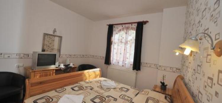 Corner 01